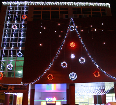Iluminat decorativ Turda, instalație luminoasă festivă 18 din 19